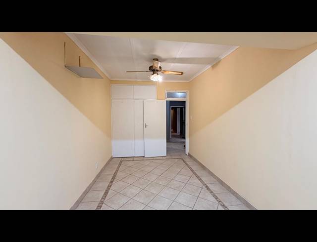8 BEDROOM HOUSE FOR SALE IN WEST PARK